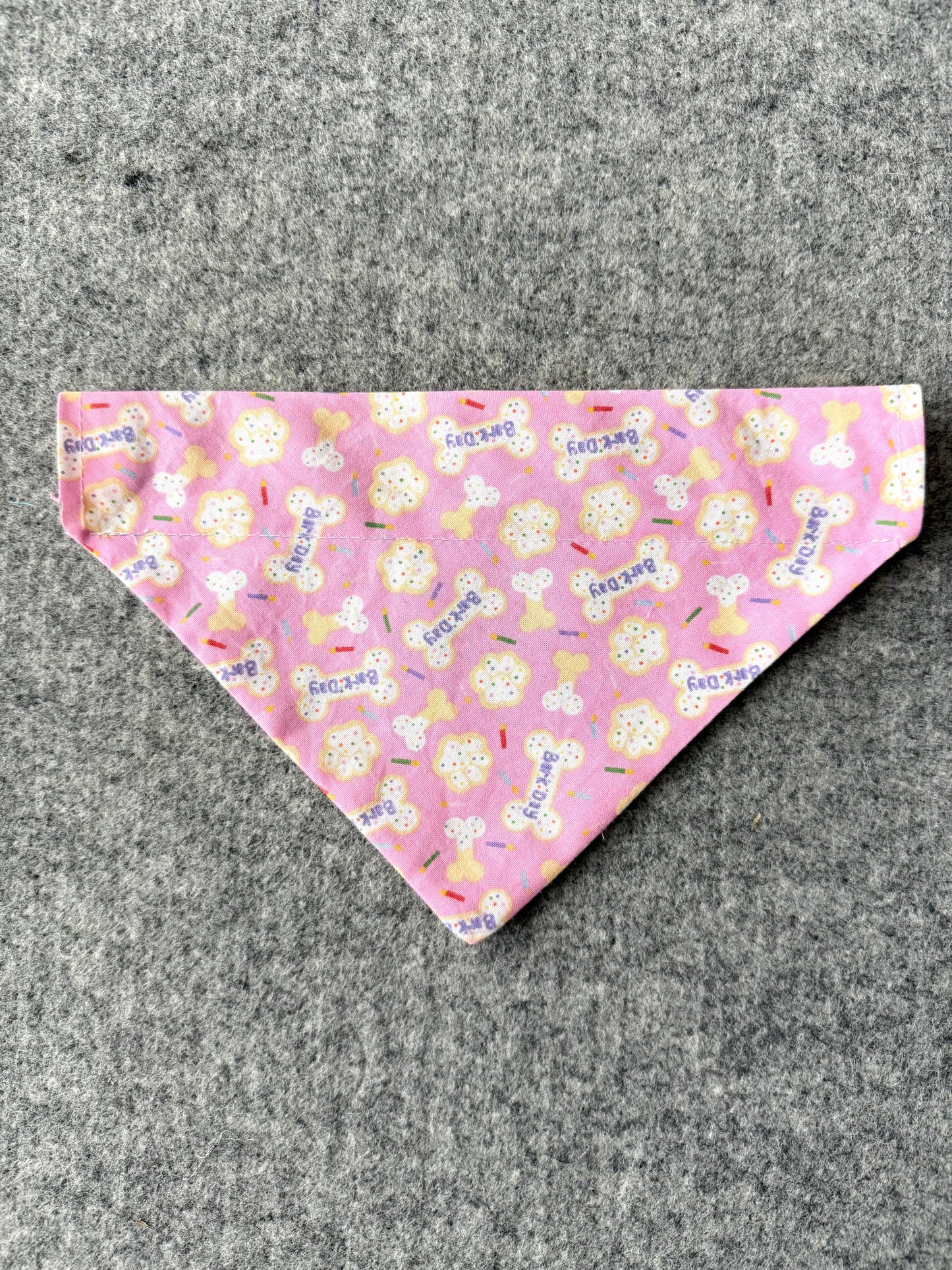 Over the Collar Dog Bandanna -Medium/Large
